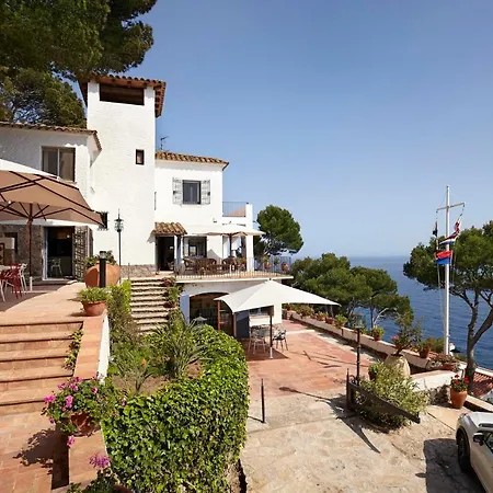 Villa El Pinell *