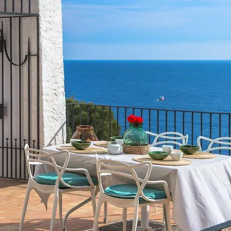 Villa El Pinell *